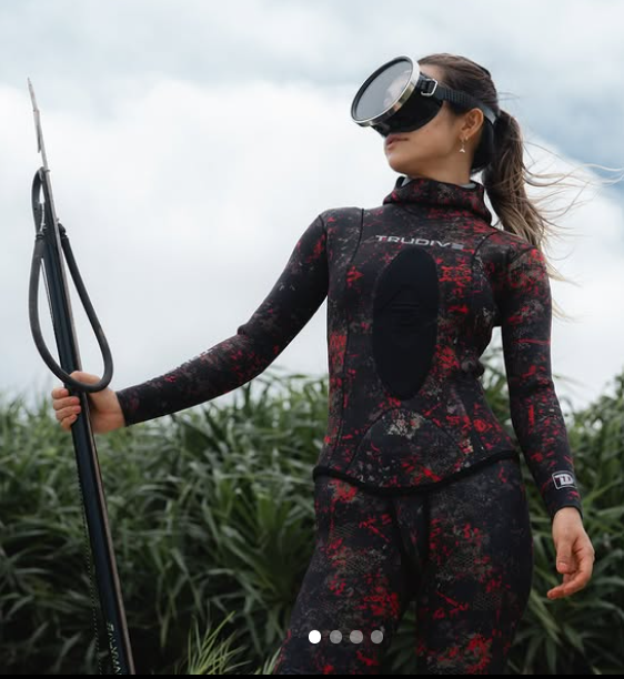 Chasse sous marine femme type 1