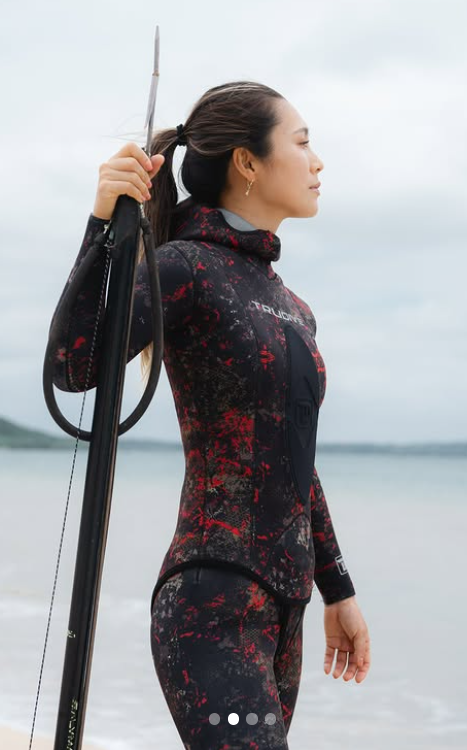 Chasse sous marine femme type 1