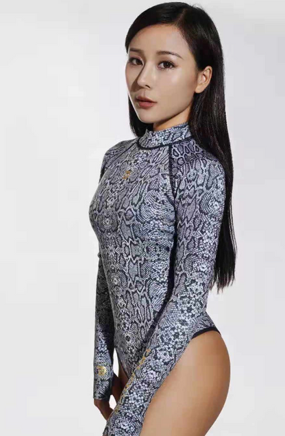 Turquoise Snake Skin Pattern Backless Bikini Wetsuit
